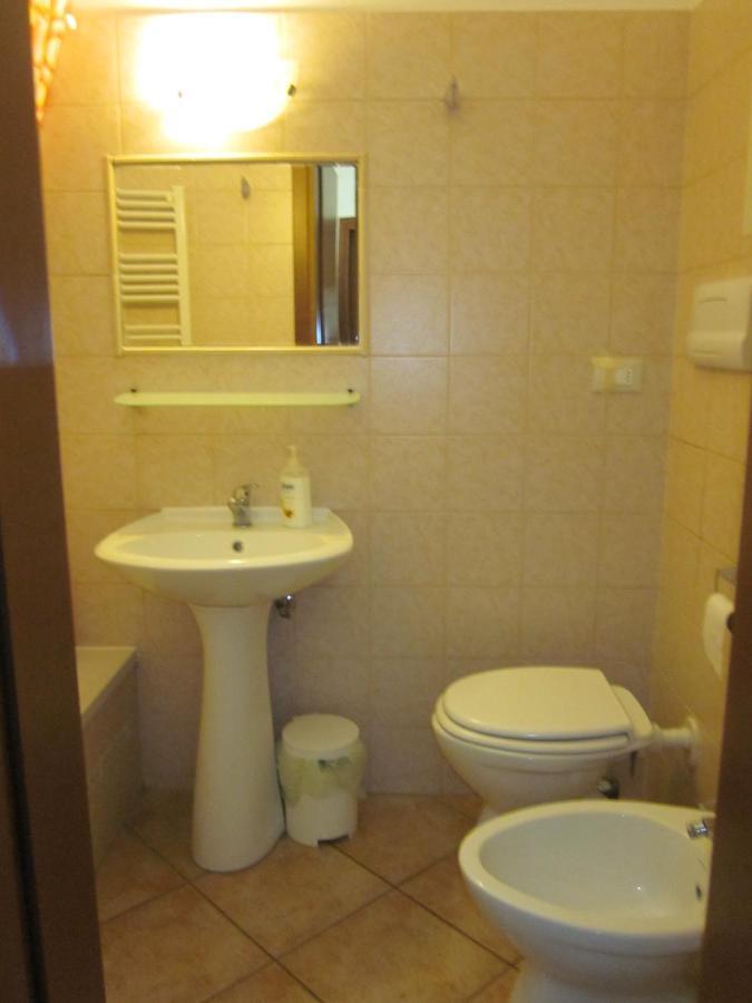B & B Livia Oliva Lido de Venecia Exterior foto